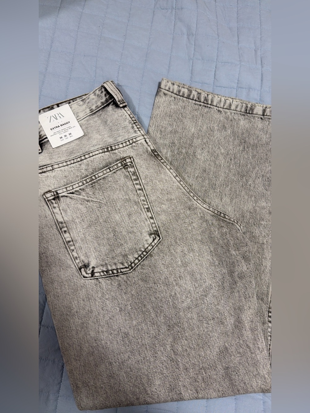 NWT Zara Extra Baggy Acid Wash Grey Wide Leg Jeans – Size US 30 / EUR 38